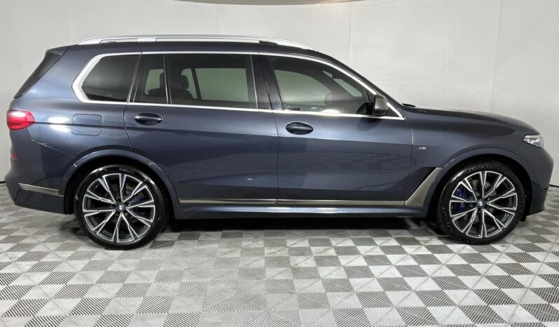 2020 BMW X7 For Sale in Kenya full