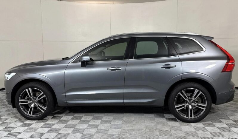 2019 Volvo XC60 T5 Momentum full