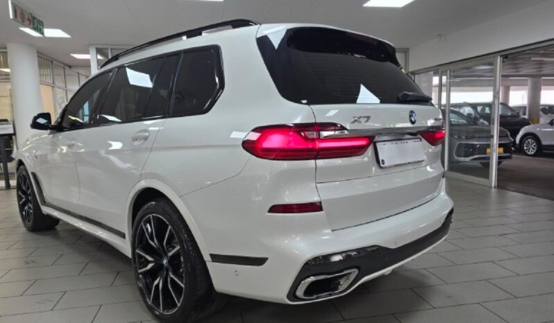 2019 BMW X7 For Sale in Kenya full