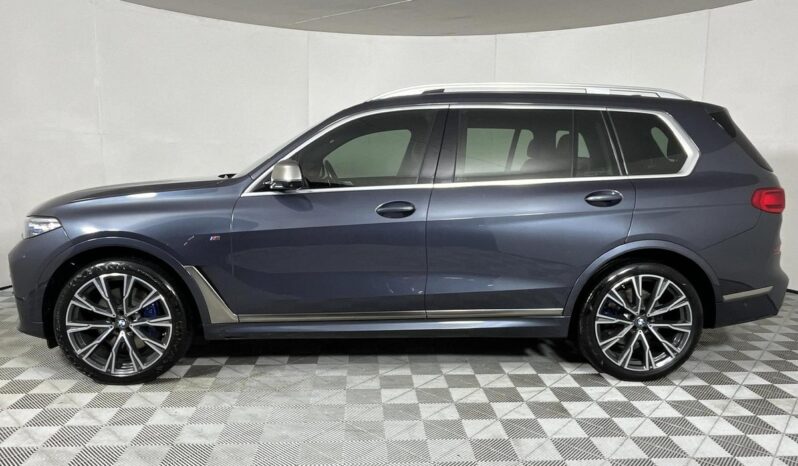 2020 BMW X7 For Sale in Kenya full