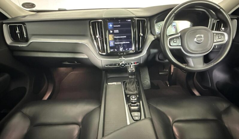 2019 Volvo XC60 T5 Momentum full