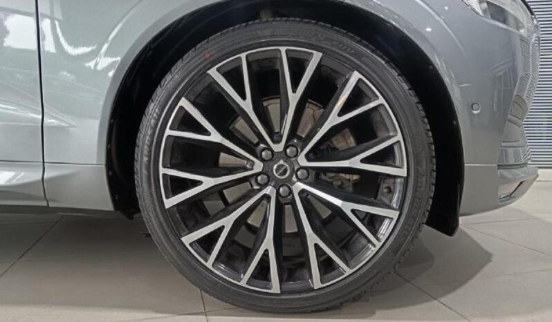 2020 Volvo XC60 T5 Momentum full