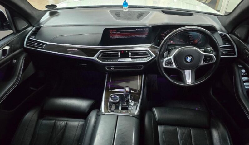 2019 BMW X7 For Sale in Kenya full