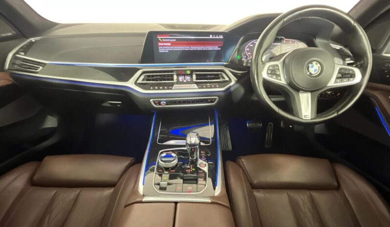 2020 BMW X7 For Sale in Kenya full