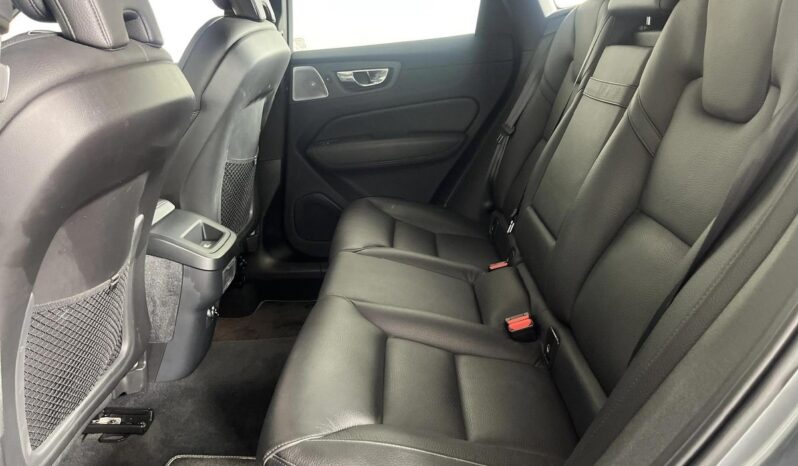 2019 Volvo XC60 R-Design full