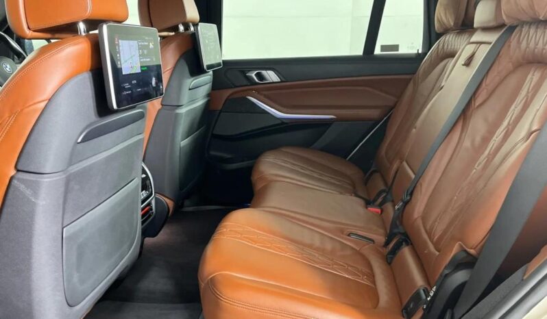 2019 BMW X7 For Sale in Kenya full