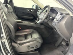 2019 Volvo XC60 T5 Momentum full