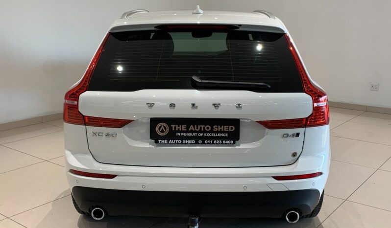 2020 Volvo XC60 D4 Momentum full