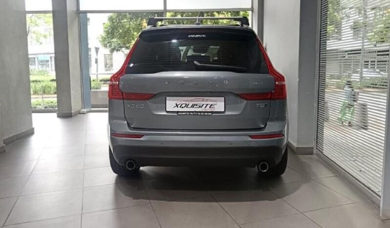 2020 Volvo XC60 T5 Momentum full