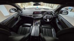2019 BMW X7 For Sale in Kenya full