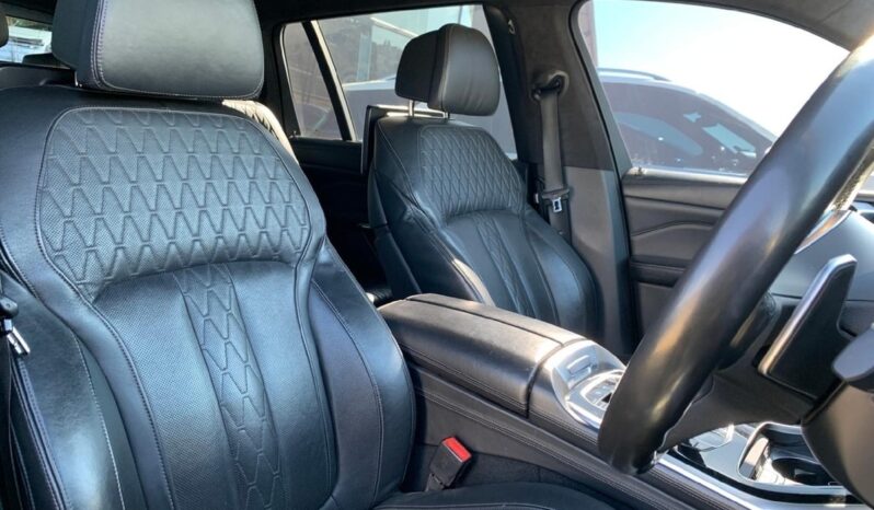 2020 BMW X7 For Sale in Kenya full