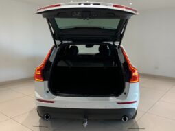 2020 Volvo XC60 D4 Momentum full