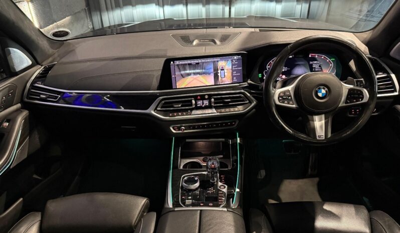 2019 BMW X7 For Sale in Kenya full