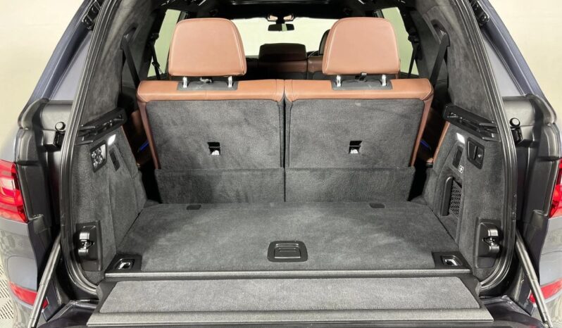 2020 BMW X7 For Sale in Kenya full