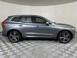 2019 Volvo XC60 T5 Momentum full