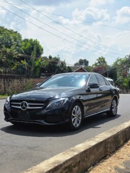 Mercedes-Benz C200 For Sale in Kenya full