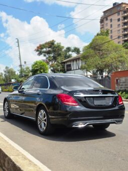Mercedes-Benz C200 For Sale in Kenya full