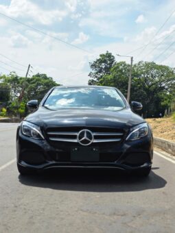 Mercedes-Benz C200 For Sale in Kenya full