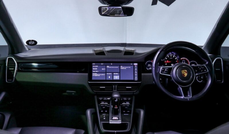 2019 Porsche Cayenne For Sale in Kenya full