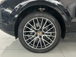 2019 Porsche Cayenne For Sale in Kenya full