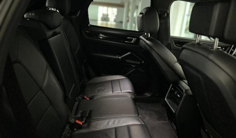 2019 Porsche Cayenne For Sale in Kenya full