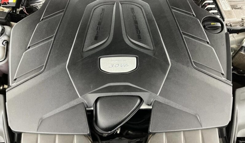 2019 Porsche Cayenne For Sale in Kenya full