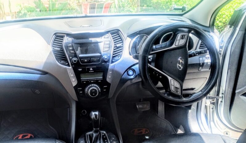 2014 Hyundai Santa Fe For Sale in Kenya full