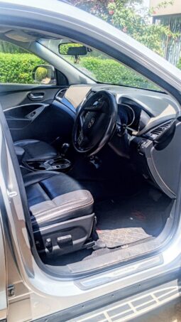 2014 Hyundai Santa Fe For Sale in Kenya full