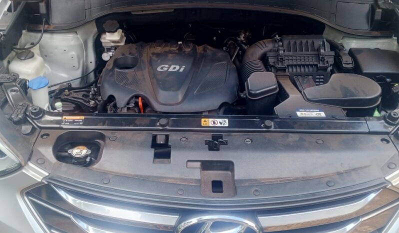 2014 Hyundai Santa Fe For Sale in Kenya full